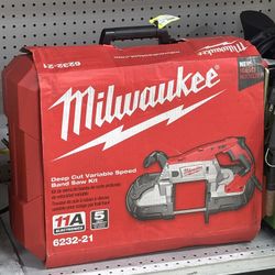 Milwaukee Deep Cut Variable Speed Band Saw