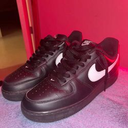 Black Air Force 1s With White Swoosh Size 8