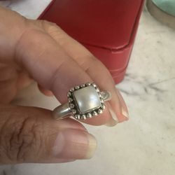 Designer 925 Sterling Silver Silpada Genuine Pearl Ring , Size 8.25, Hallmarked With Their Stamp Arrows 925