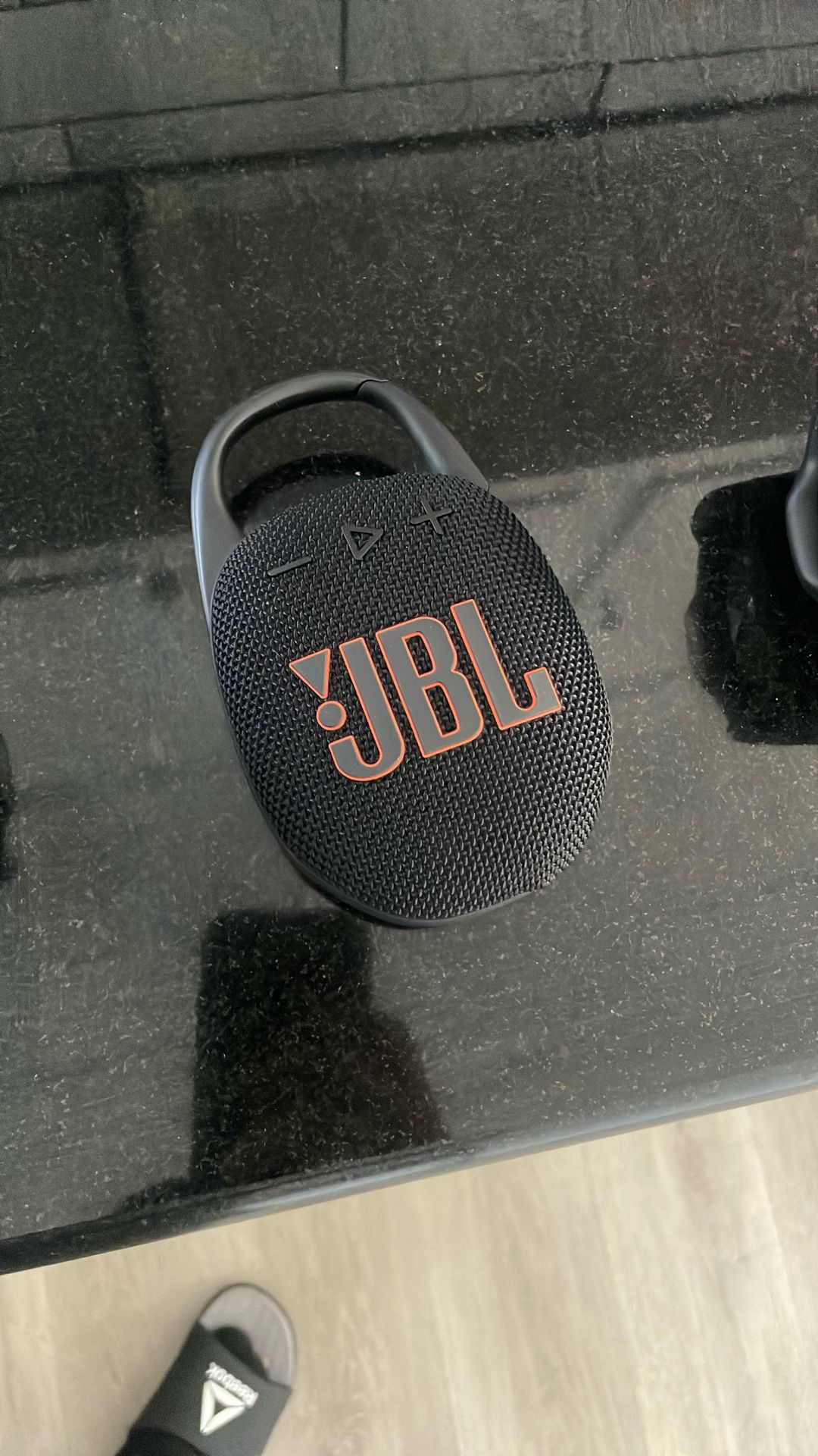 JBL Clip 5