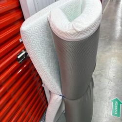 New Never Used Full Size Mattress For Sofá Bed