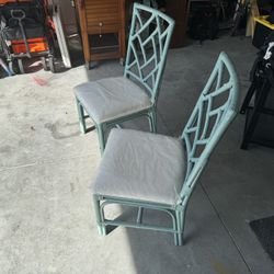 (2) Dinning Room Chairs 