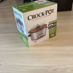 NIB  4  quart Crockpot 