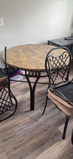 Dining room set