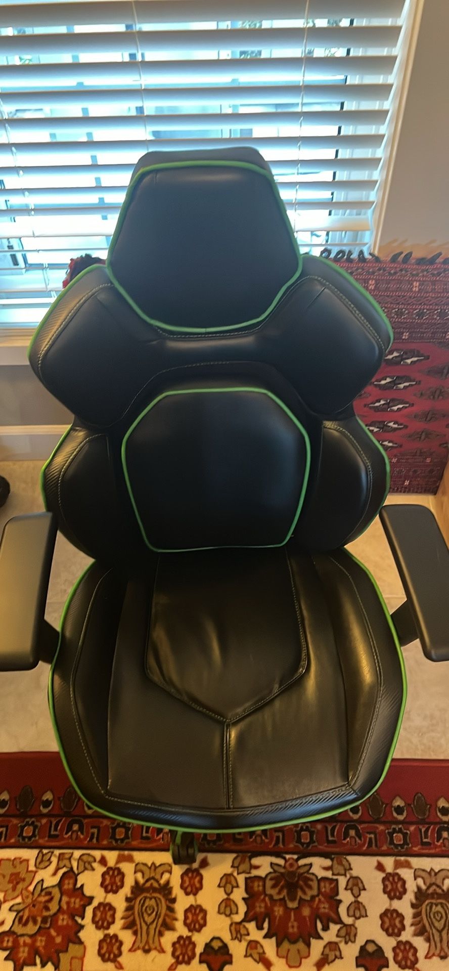 Computer/gaming Chair 