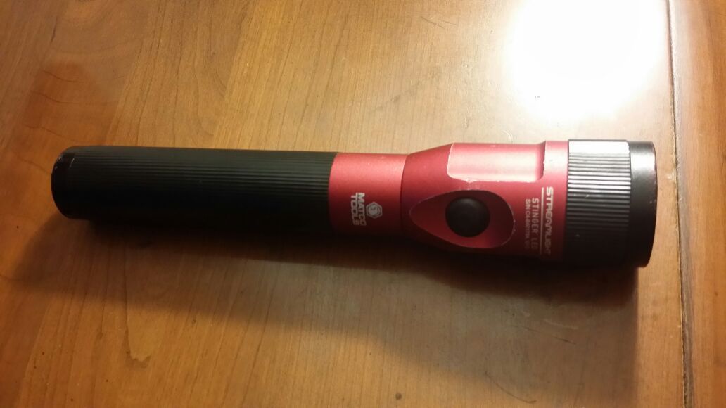 Like new Matco tools Streamlight LED stinger flashlight