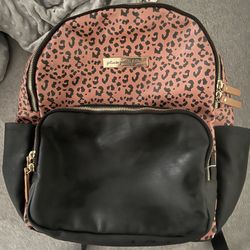 Petunia Pickle Bottom 