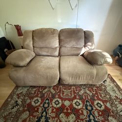 Comfy lazy Boy Chair And loveseat Set