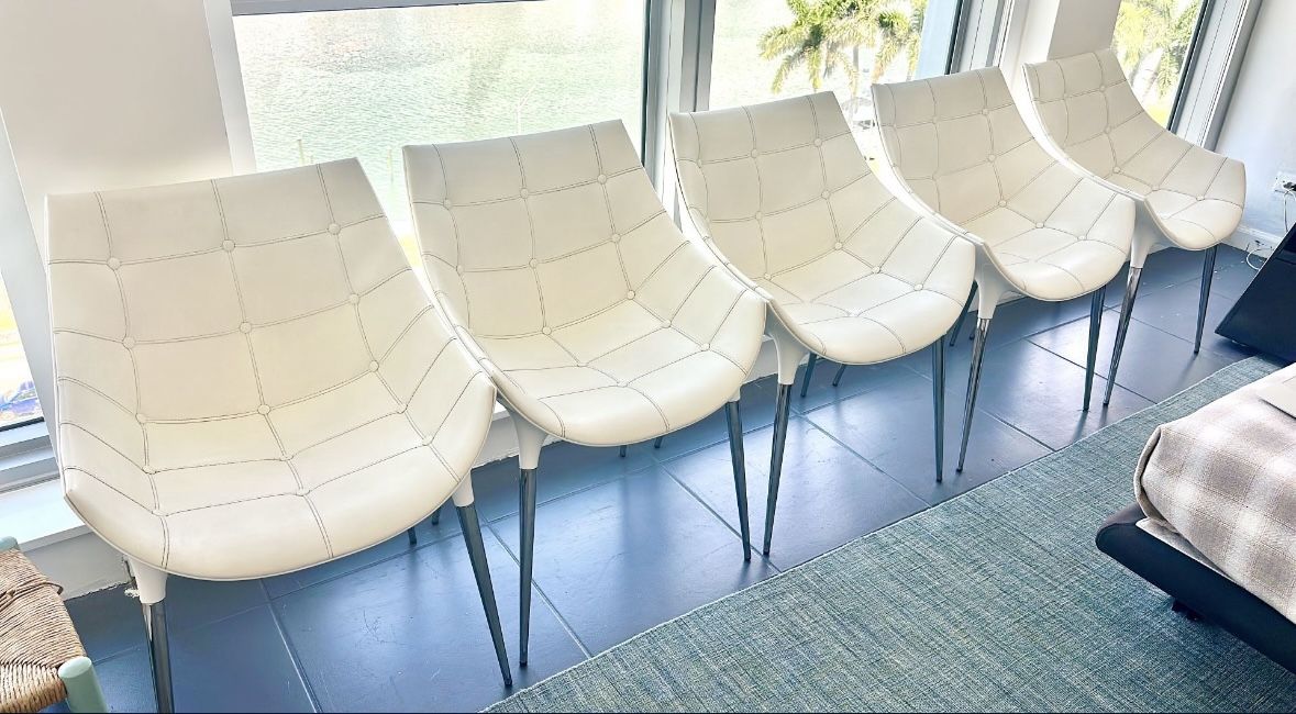 Authentic Philippe Starck PASSION chairs (5) in white leather Great conditions!!!!
