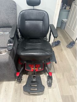 Jazzy Wheel chair