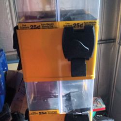 You Turn Eight Head Carousel Vending Machine