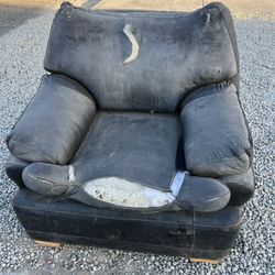 mederanian single couch