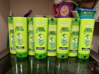 Brand new Garnier bundle (8) for ($20)(Cash only)(price is firm)