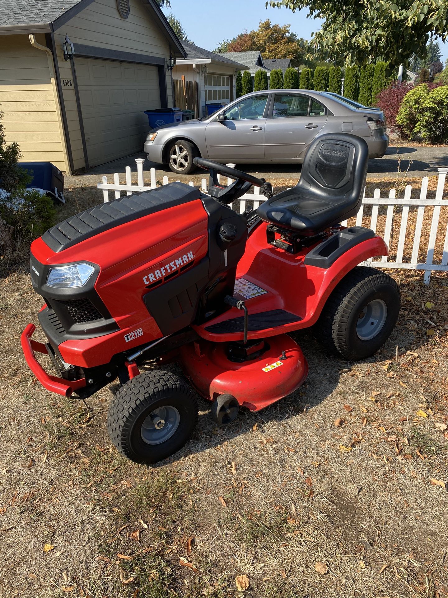 Craftsman T210 42” Riding lawn mower