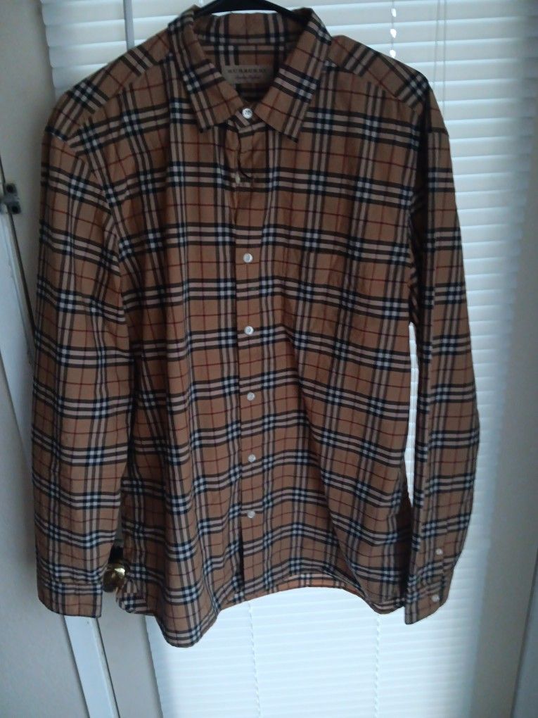 Burberry Botton Up Xl