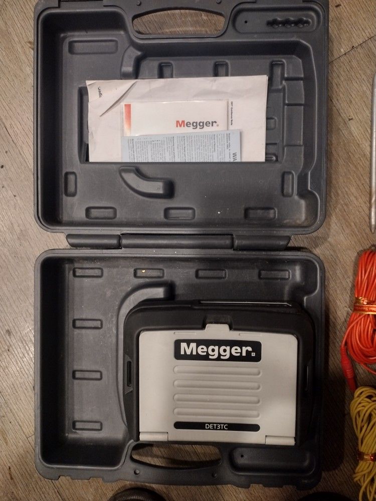 Earth Tester  Megger Brand, Model DET3TC  