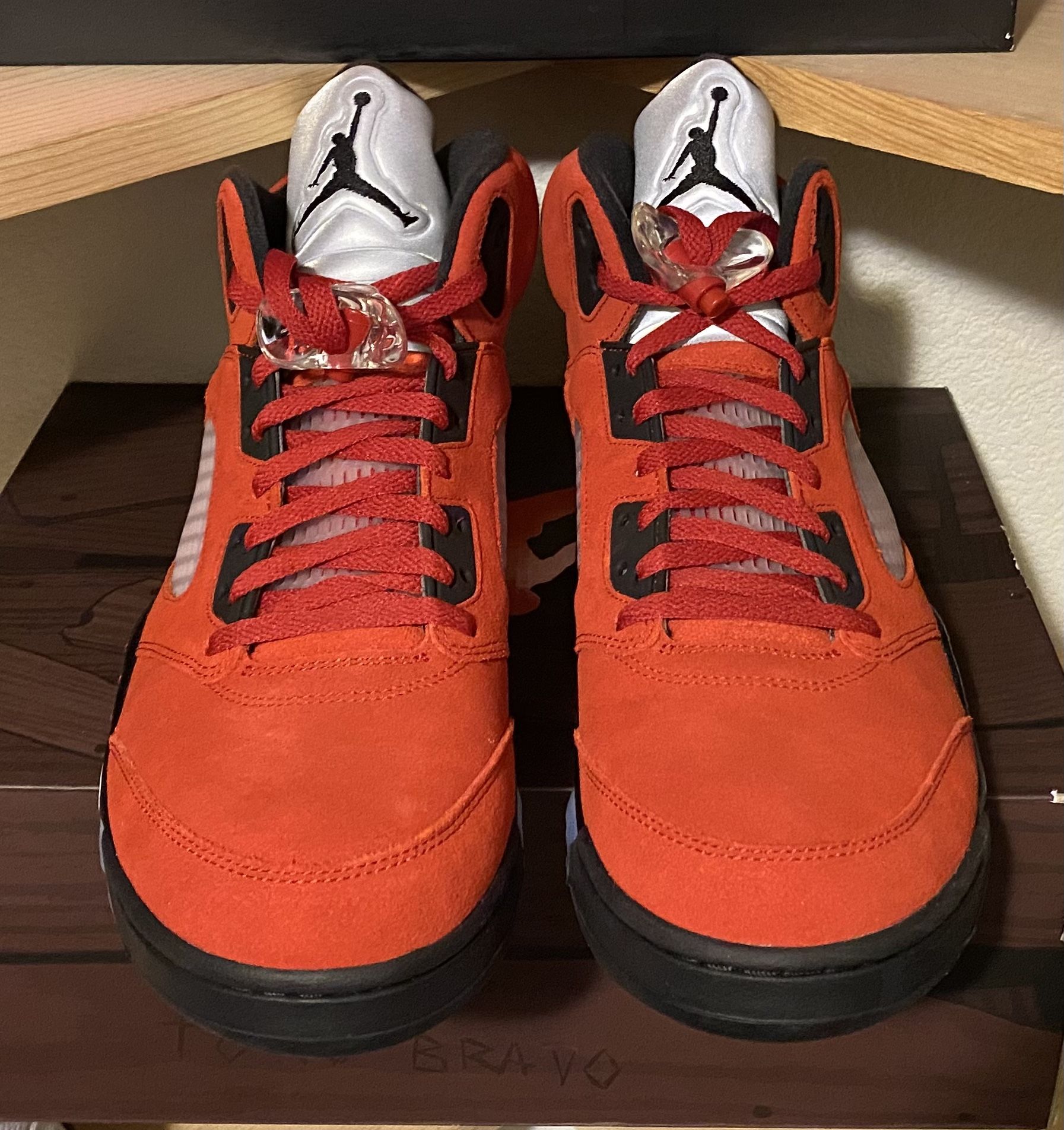 raging bull Jordan 5s size 12 Raging Bull Jordan 5 [Size: 9.5 US] - PAST AND PRESENT main image 4
