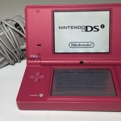 Pink Nintendo DSI - includes Game + Charger