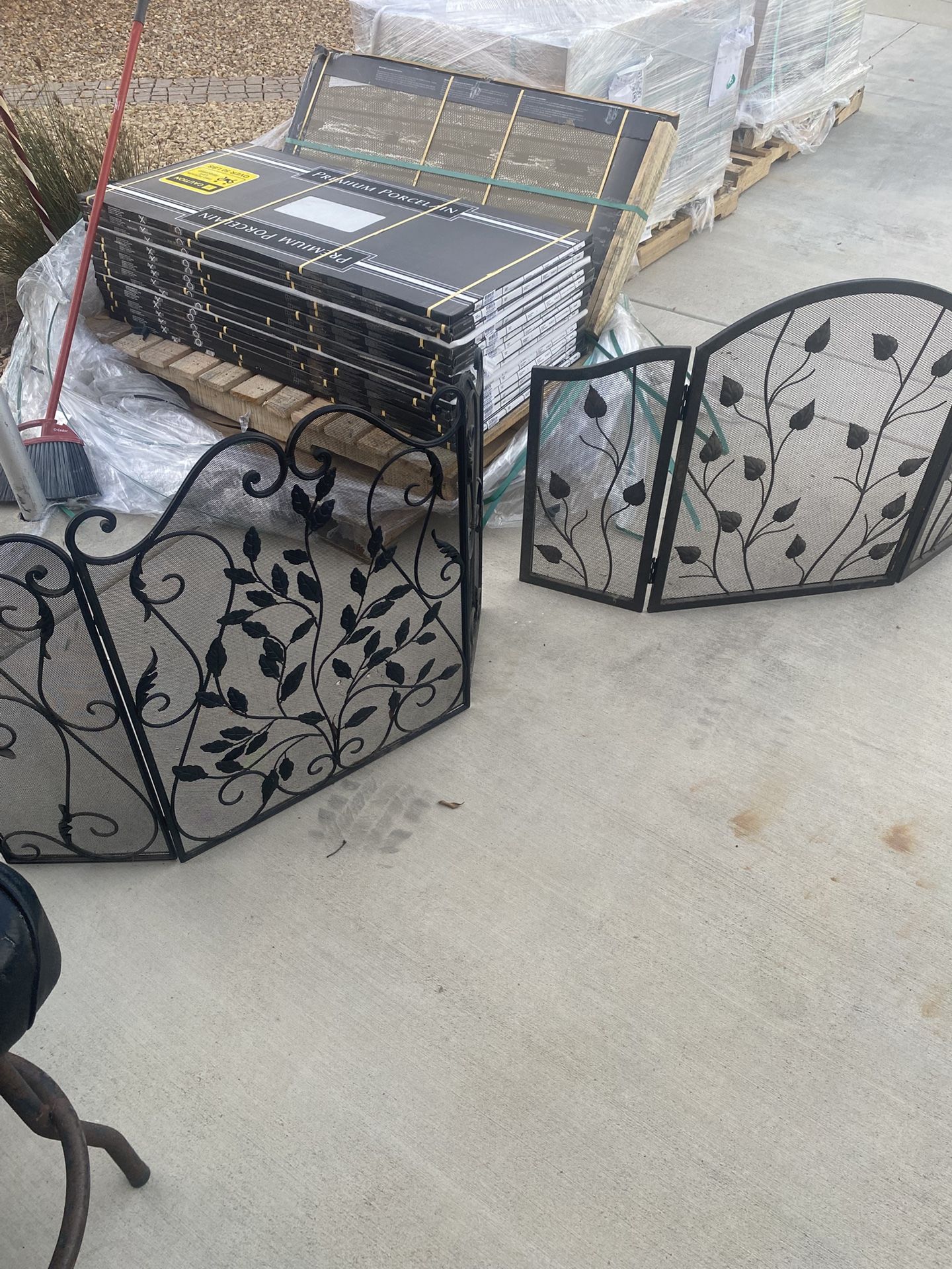 Fireplace, Spark Screens