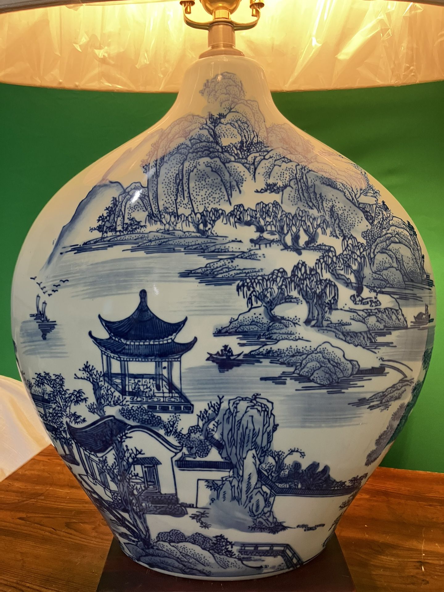 Oriental Vase Lamp