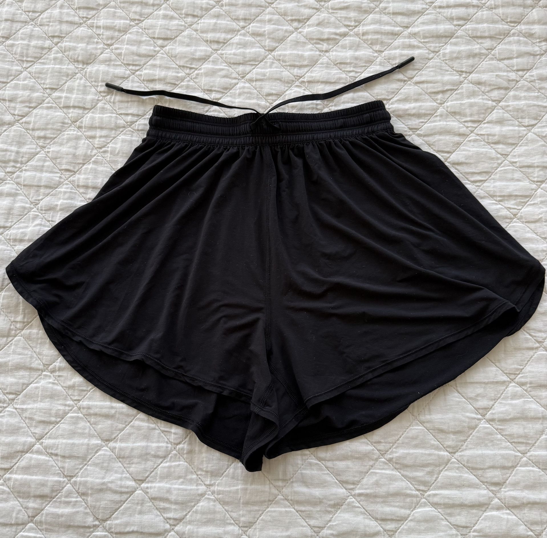 Lululemon Women’s Modal HR Relaxed- Fit Lounge Short 3”