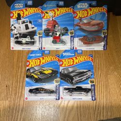 •Hotwheels “Screen Time” Lot•