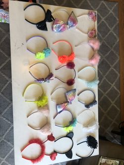 Assorted bows and head pieces