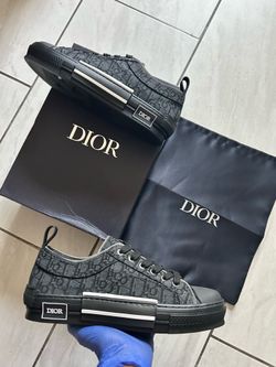 Men’s Dior Shoes / Size 10