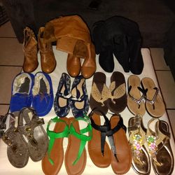 Sandals And Boots Sizes 7/8