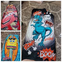 No Crowds. Yard Sale Bargains! 3 Large Character Towels  Bathroom Pool