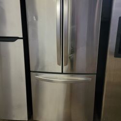 Lg Fridge 30w 68h 