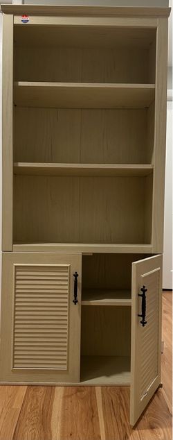 Bookshelf