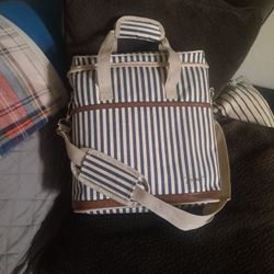 Tirrinia Insulated Travel Wine Bag