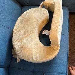 Nursing Pillow 