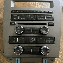 11-14 Ford Mustang Radio Control Panel