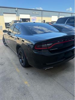 2020 Dodge Charger Sxt Partes