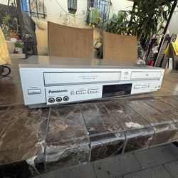 Panasonic DVD and VHS combo