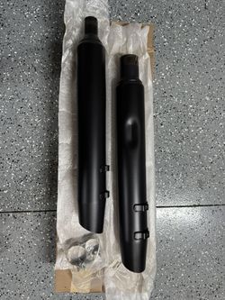 2018 Harley-Davidson Street Glide Special FLHX Stock Black Exhaust Slip-Ons