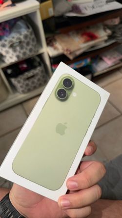 iPhone 17