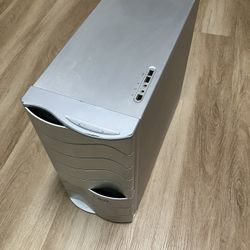Computer PC Gaming Case Including 500 Watts PSU power supply, DVD writer. Size: 20x17.5x8  Aluminum ATX tower case.
