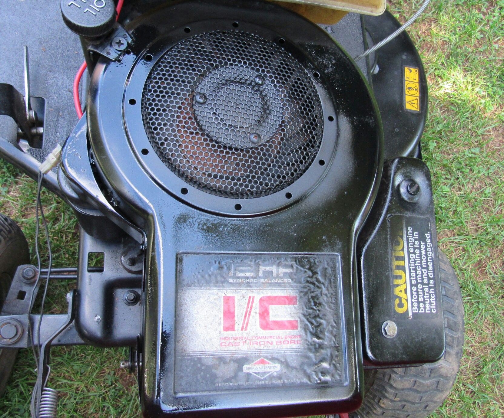 Dynamark Riding Mower 12.0 HP Briggs & Stratton Engine 39" Cut for Sale