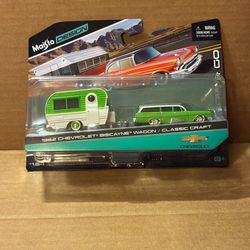 Maisto 2 Pack ! (Milwaukie,OR)