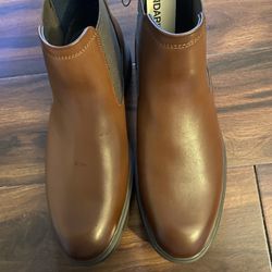 Man’s Chelsea Boots 