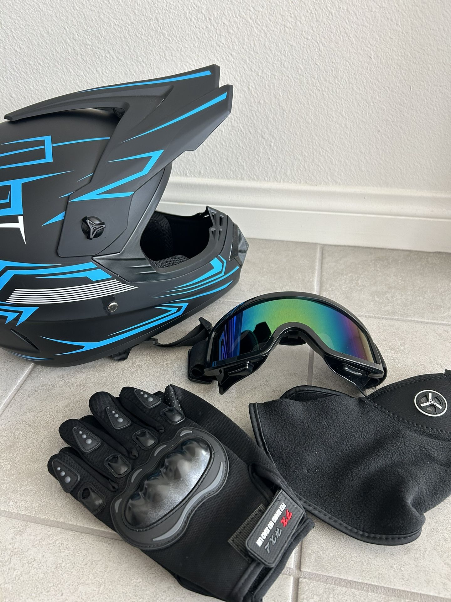 Dirt Bike Helmet New Set- Gloves And Goggles Included