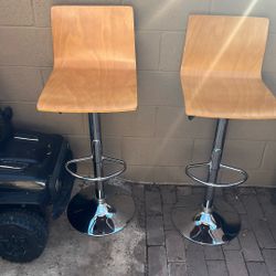 2 Bar Stool Style Seats Asking 60 For Both 