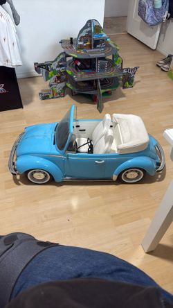 American Girl Volkswagon Julie’s 1974 Beetle 