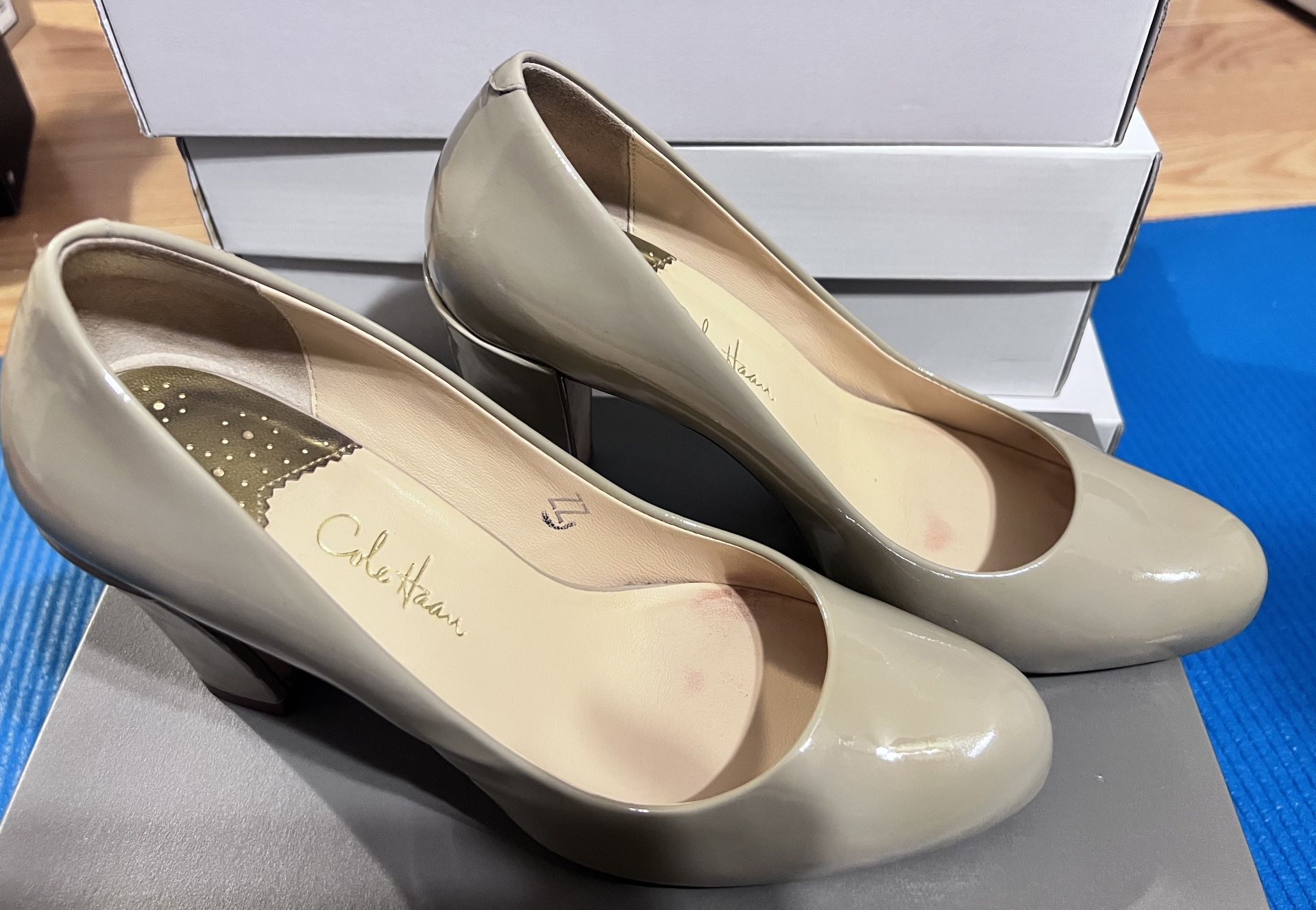 Cole Haan Sand Patent Leather Block Heel Nike Air Pump