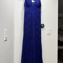Morgan & Co. Royal Blue Lace Gown – Size 9 – Excellent Condition