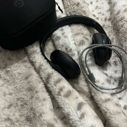 Used 100% Authentic Beats Studio Pro Unharmed