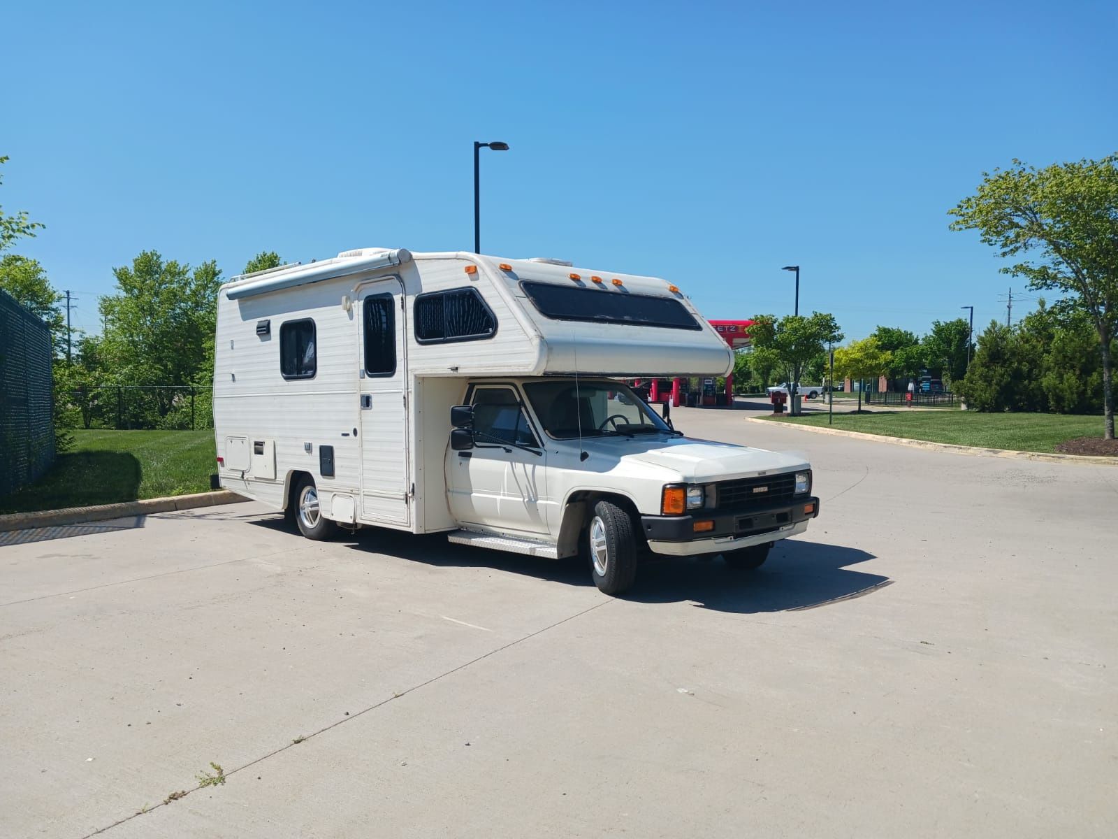 1996 Toyota Camper 